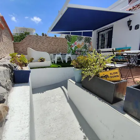 Hostel Endless Summer House (adults Only)